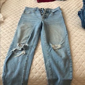 High waisted brandy Melville jeans